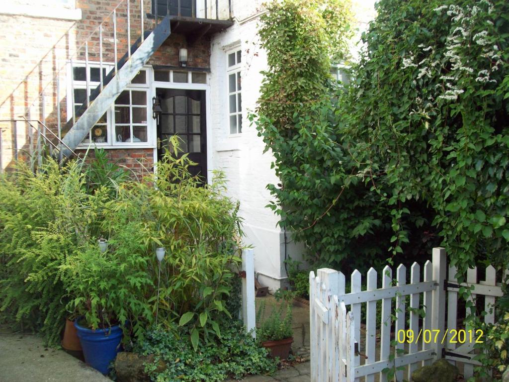 Minster Garth Guest House Beverley Bagian luar foto