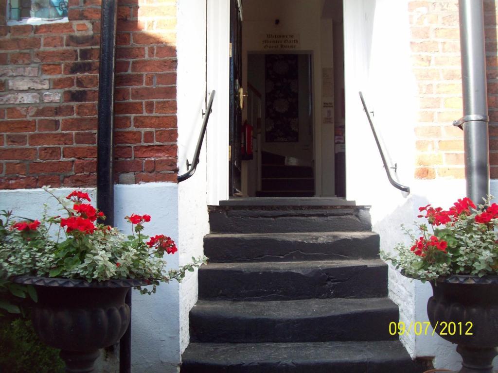 Minster Garth Guest House Beverley Bagian luar foto